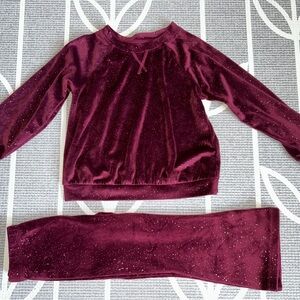 Burgundy Velvet Holiday Sparkle Set